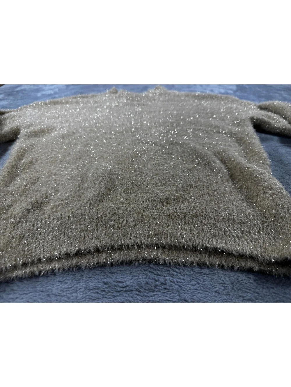 Art Class Long Sleeve Cropped Fuzzy Sweater Large 10/12 Gold Metallic Finish NWT